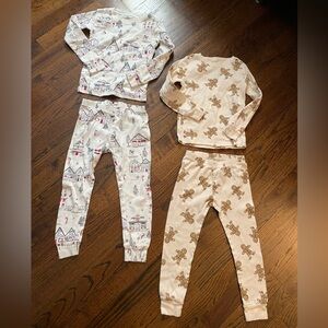 4T organic cotton PJs gender neutral Little Planet winter holiday Pajama Sets